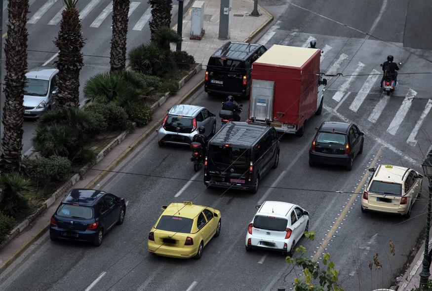 Αυξημένα πρόστιμα και αλλαγές για τα τέλη κυκλοφορίας 2025